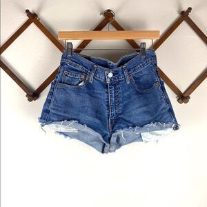 LEVI'S | 550 Cut Off Shorts  I262